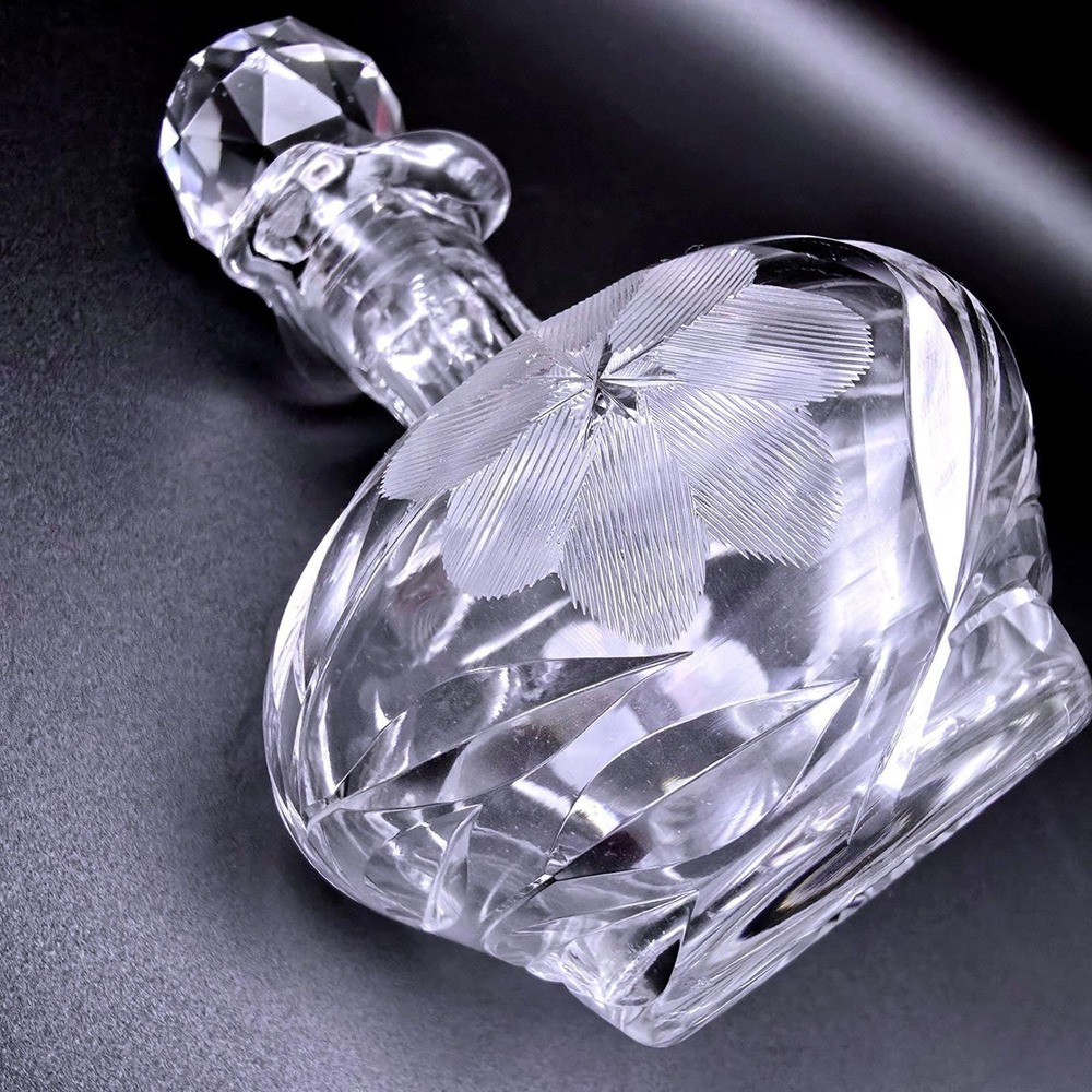 Vintage Cut Crystal Perfume Decanter Etched Floral Design Faceted Stopper 5.75" - Picture 7 of 11